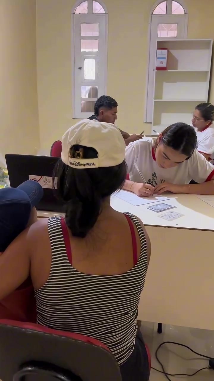 Atendimento e orientação a famílias no Instituto